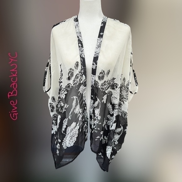 Floral Beach Cover Up in Black and White - Picture 1 of 2